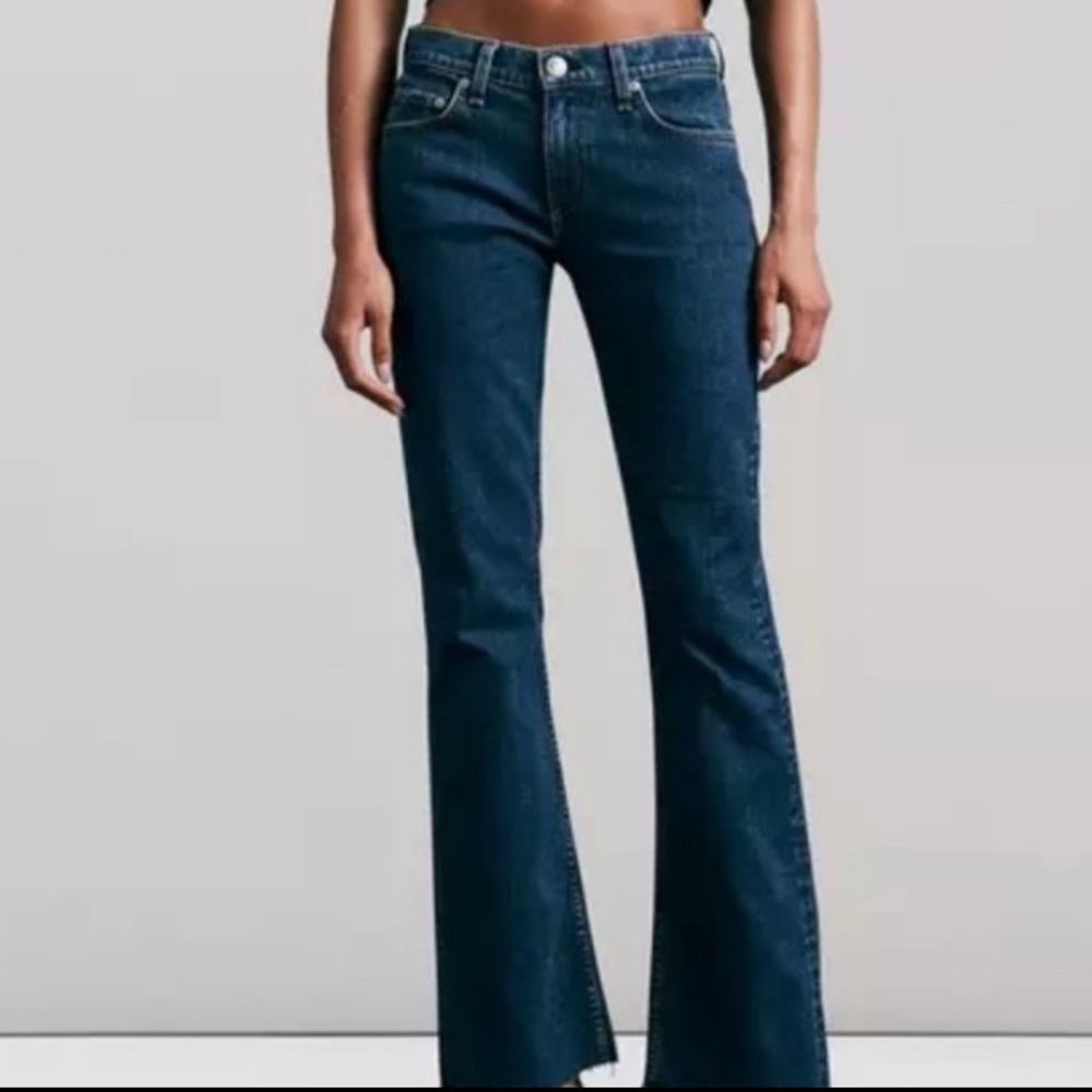 NWOT Rag and bone Beckett 10in bell Dark Blue Flared Jeans size 28-30